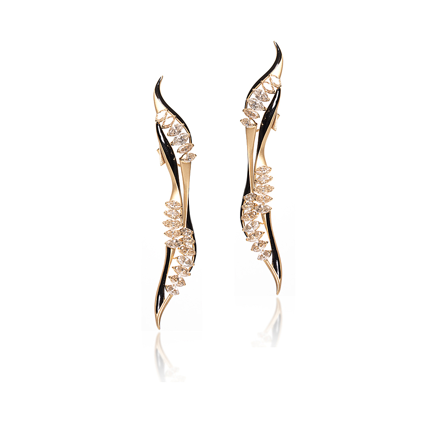 imagem do produto Brinco Longo Torcido