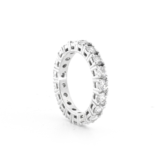 Aliança Inteira com Diamantes 19 BI de 13 pts cada Sara