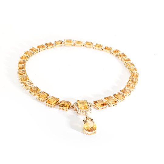 Gargantilha Citrino e Diamantes Lapidação Brilhante.