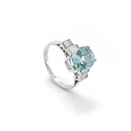 Anel com Turmalina Paraíba Africana e Diamantes