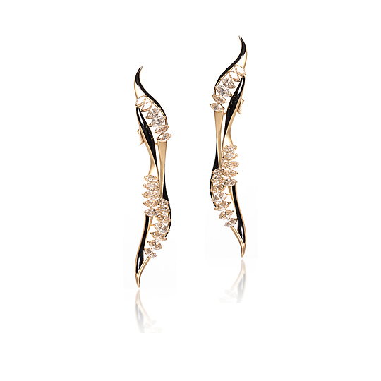 Brinco Longo Torcido